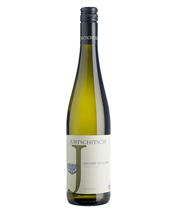 Weingut Jurtschitsch is a producer you should know to get into Austrian Gruner Veltliner.