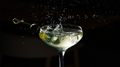 From ‘Dry’ to ‘Neat’: A Guide to Every Common Bar Call [Infographic]
