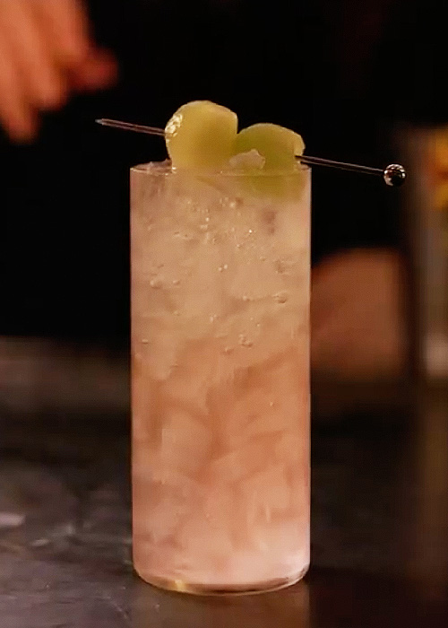 The Honey Deuce at the Tusk Bar is one of the best to try in NYC this US Open season.