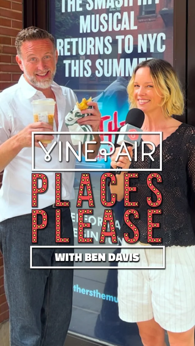 Introducing Places Please, where actor and sommelier Libby Winters interviews Broadway stars about their favorite places to eat and drink in NYC. We chatted with Ben Davis of @heathersmusical about his favorite cocktail in the city, the best meal to eat between shoes and more!
