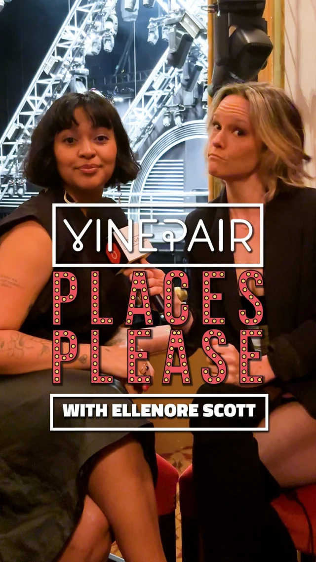Where do Tony nominees eat and drink in NYC? There’s only one way to find out. We sat down with Ellenore Scott (@helloellenore), the Tony-nominated choreographer of Ragtime (@lctheater), Little Shop of Horrors (@littleshopnyc), and, of course, Titaníque (@titaniquemusical) to find out the best spots to go before and after catching one of her three Broadway shows.