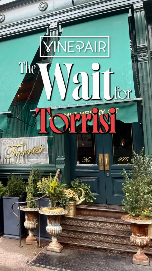 Buckle up, this is a Wait you won’t want to miss. 😬 We’re heading to the hottest spots in NYC to wait for a table for two on a Friday or Saturday night around 7pm. Join your host, Jacob, for a tour around the neighborhood as he finds out just how long it takes to skip the reservation and still score a meal. Hosted + Edited by @jacobkleaf📸 by @cassidysledge
